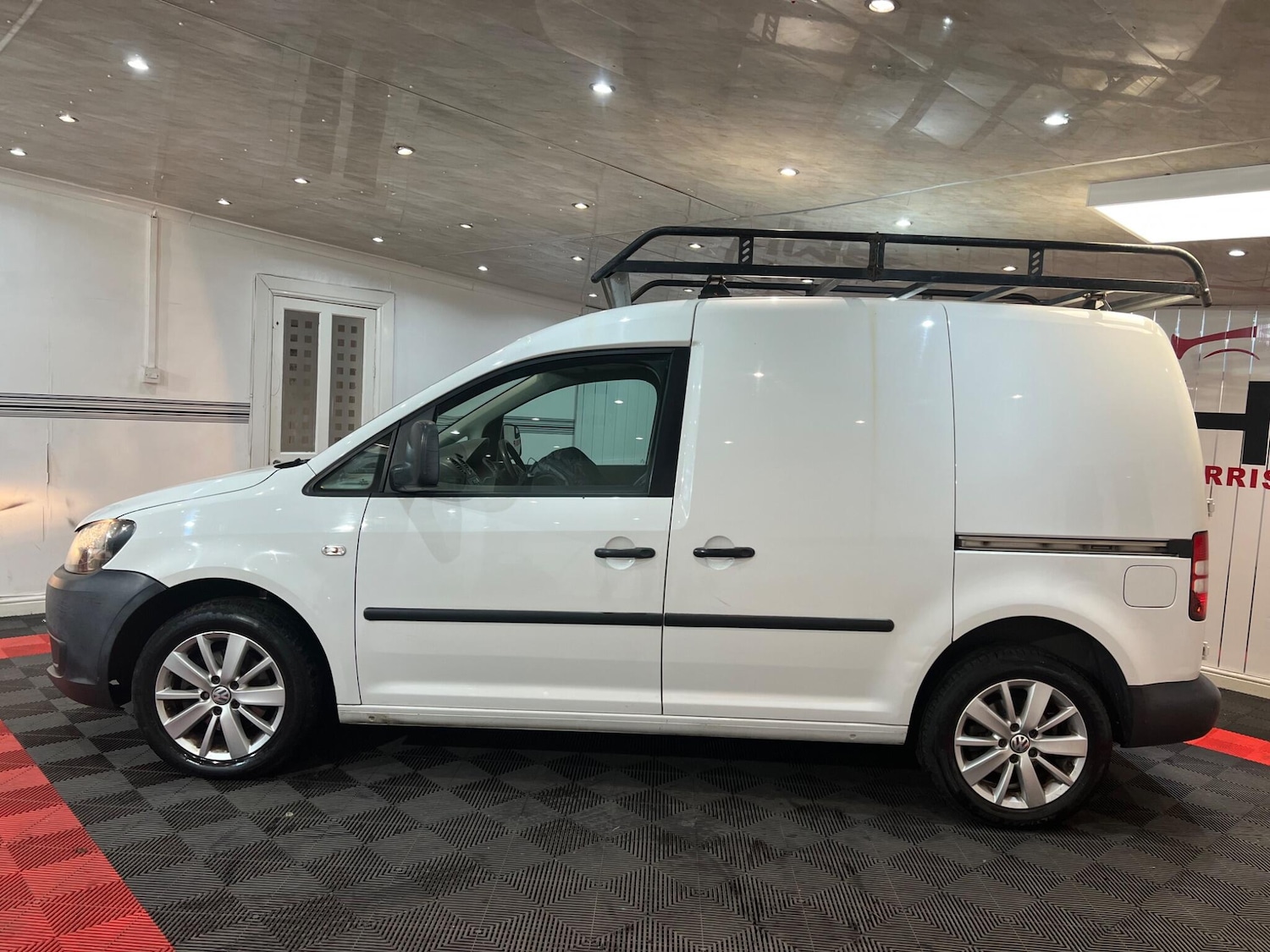 Used Volkswagen Caddy 2011 for sale - 76227910: Photo 5