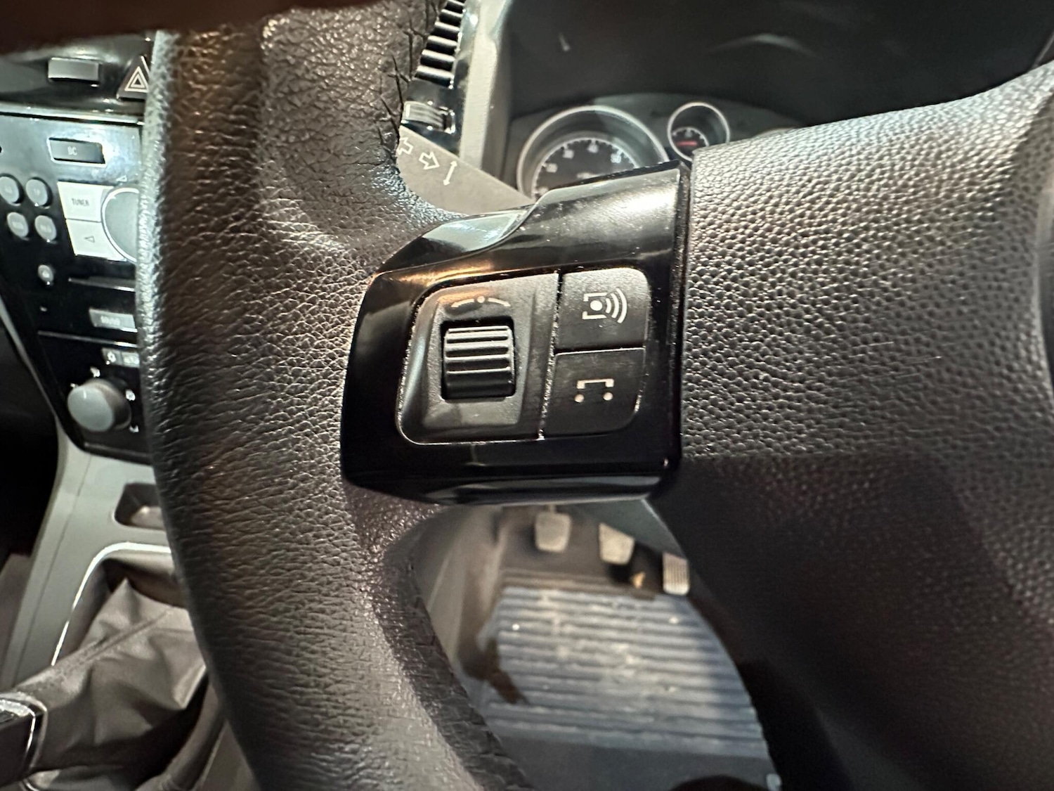 Used Vauxhall Zafira 2013 for sale - 77625473: Photo 32