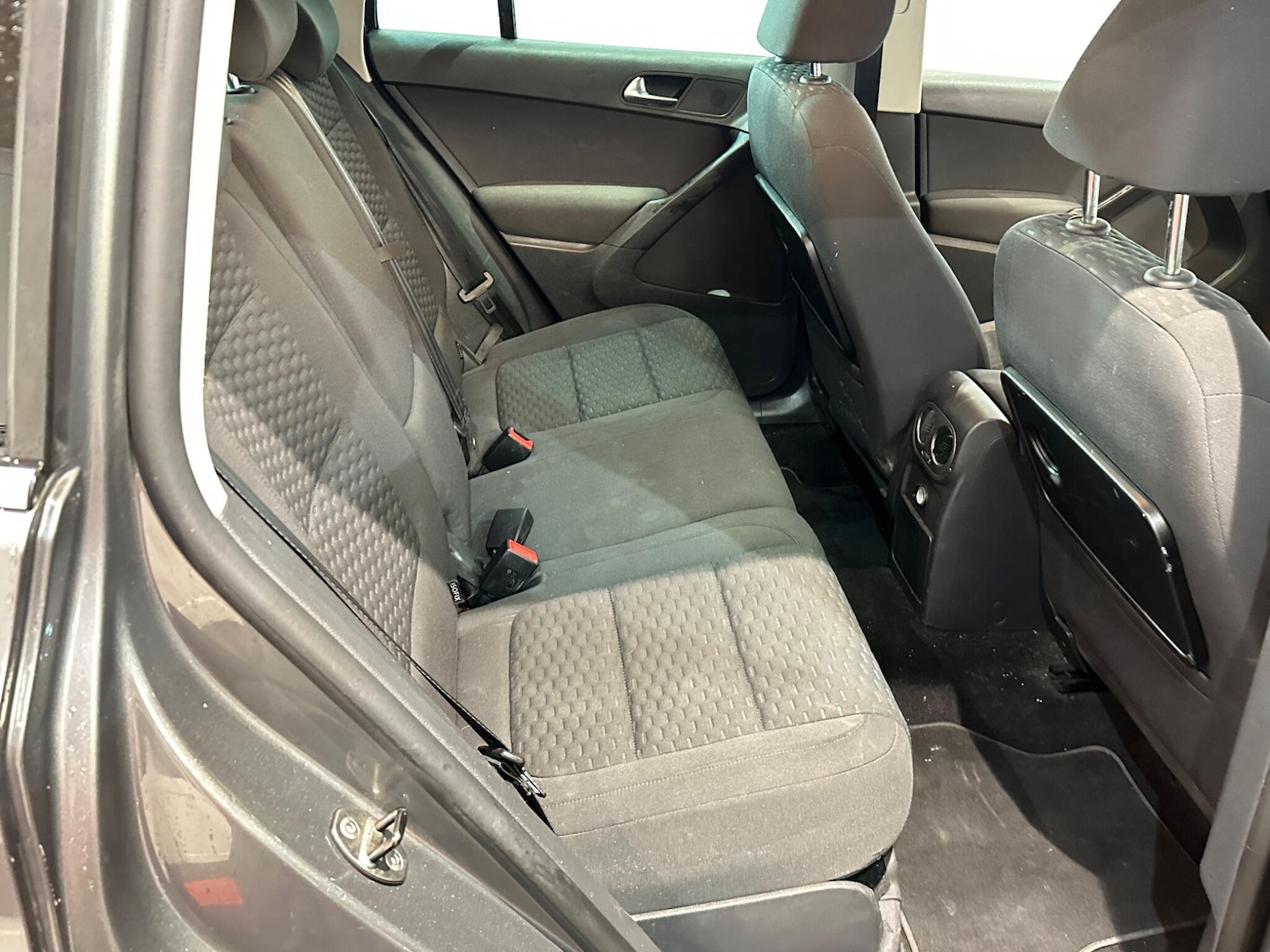 Used Volkswagen Tiguan 2010 for sale - 76942514: Photo 19