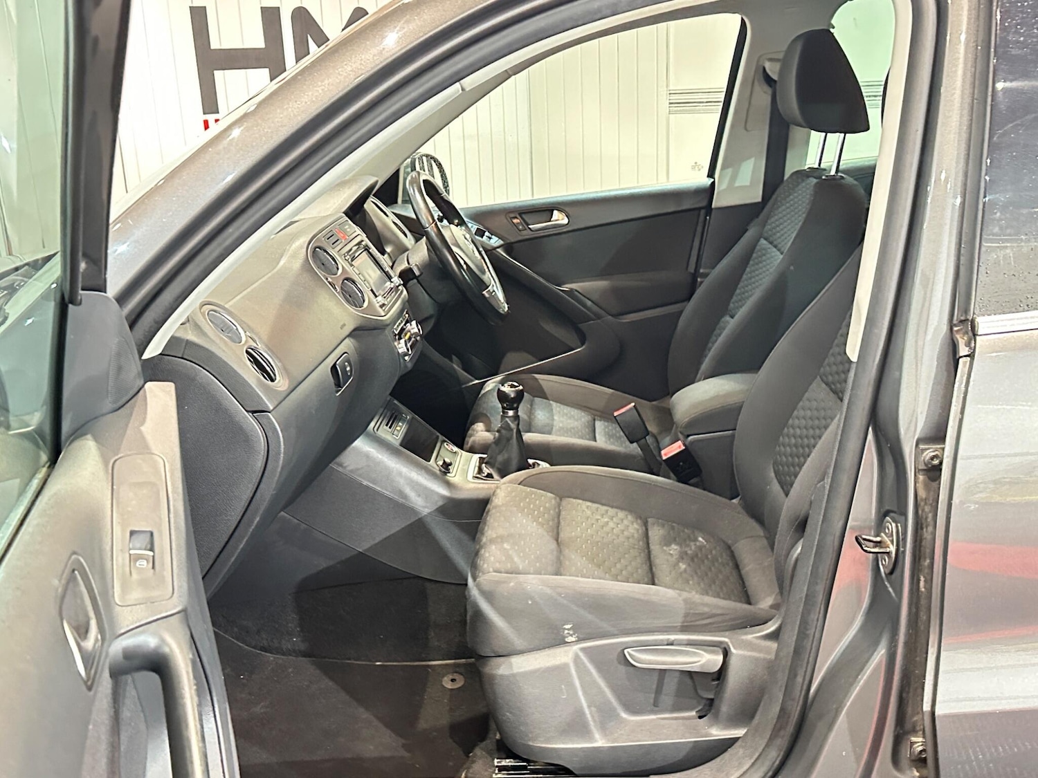 Used Volkswagen Tiguan 2010 for sale - 76942514: Photo 25