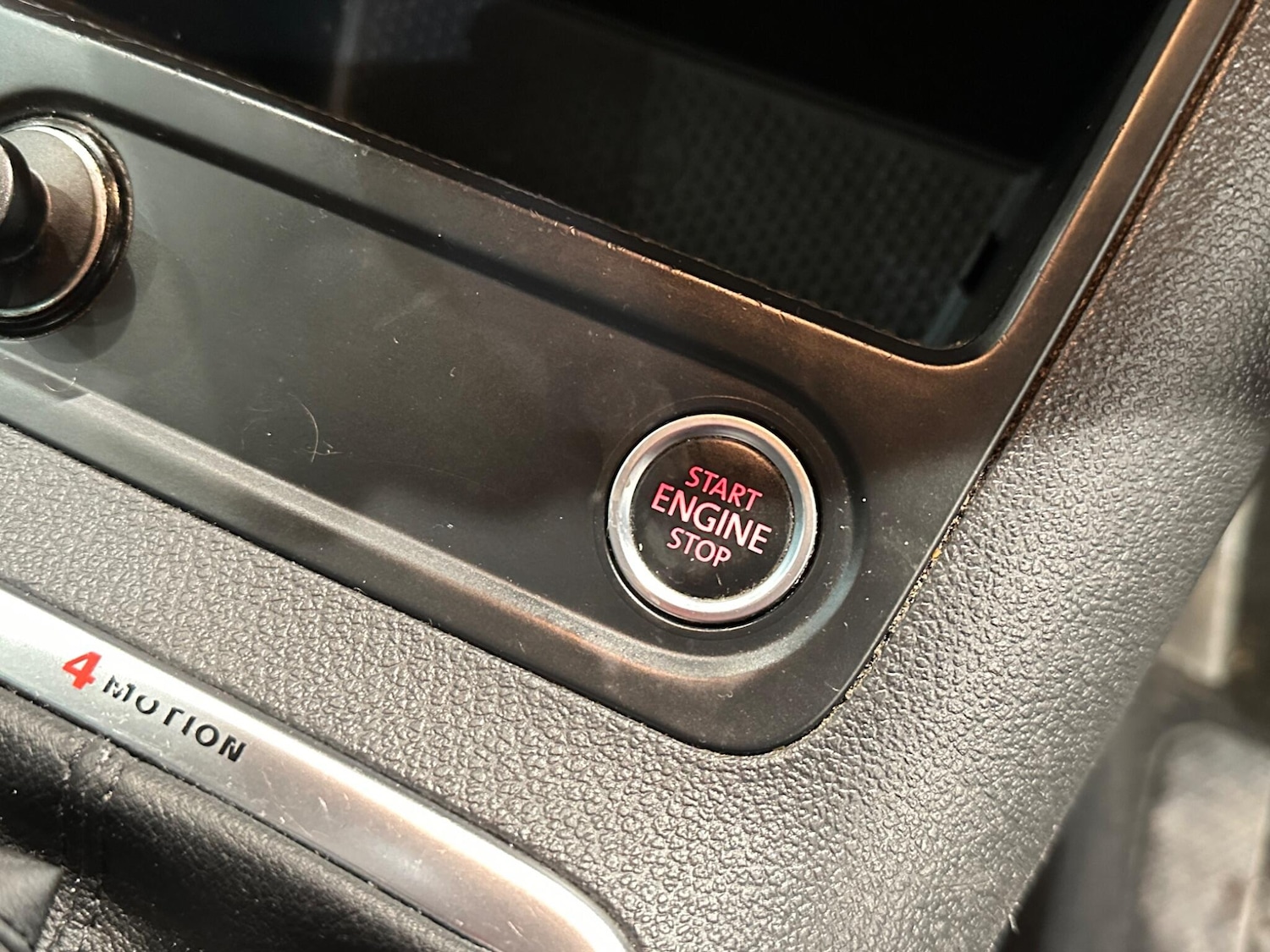 Used Volkswagen Tiguan 2010 for sale - 76942514: Photo 37