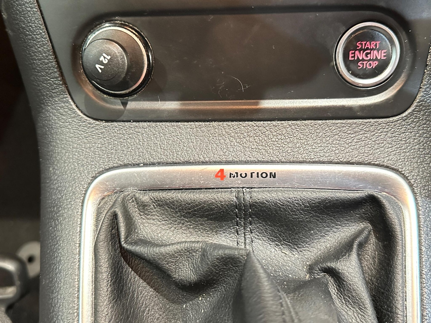 Used Volkswagen Tiguan 2010 for sale - 76942514: Photo 38