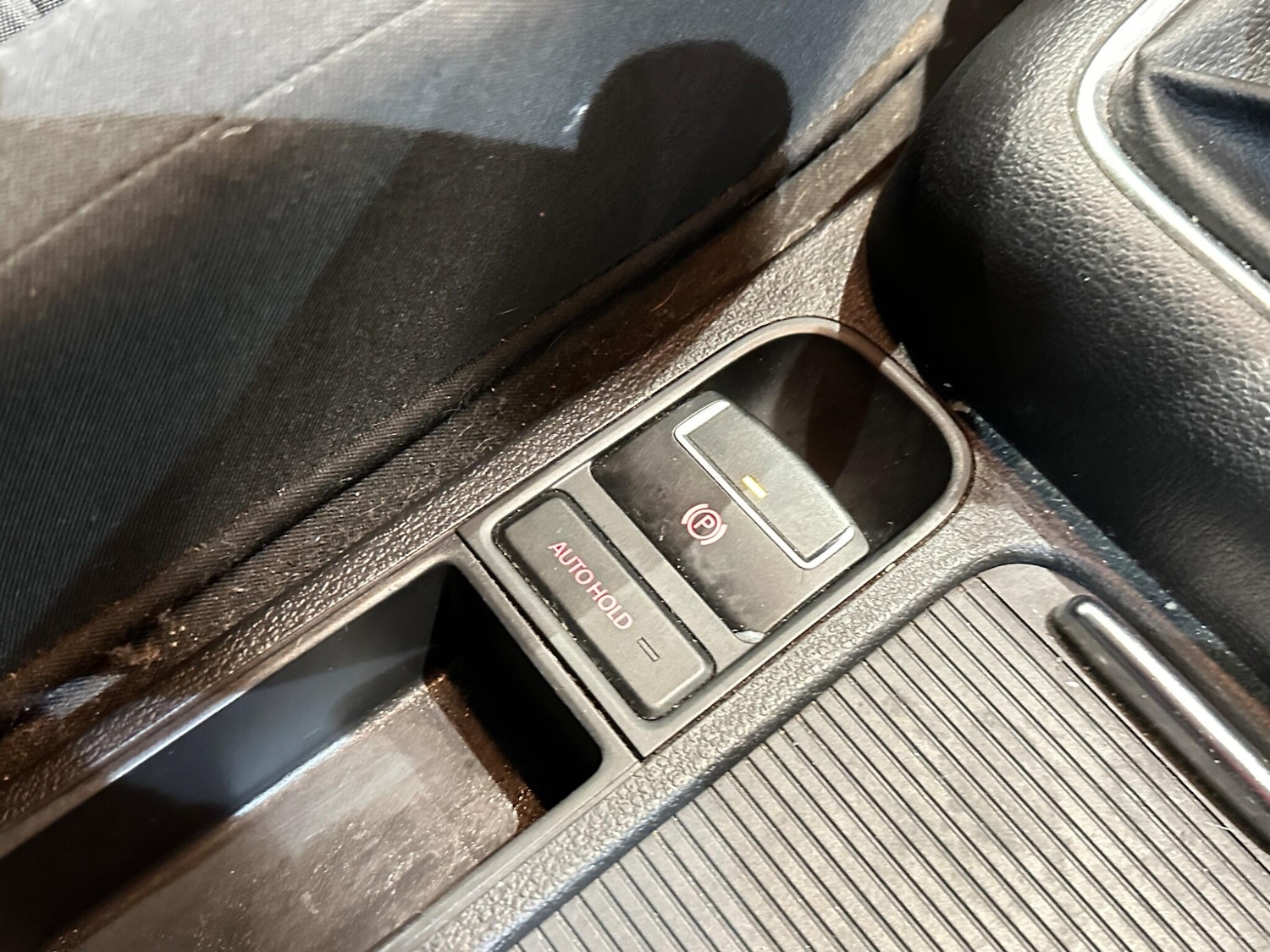 Used Volkswagen Tiguan 2010 for sale - 76942514: Photo 40