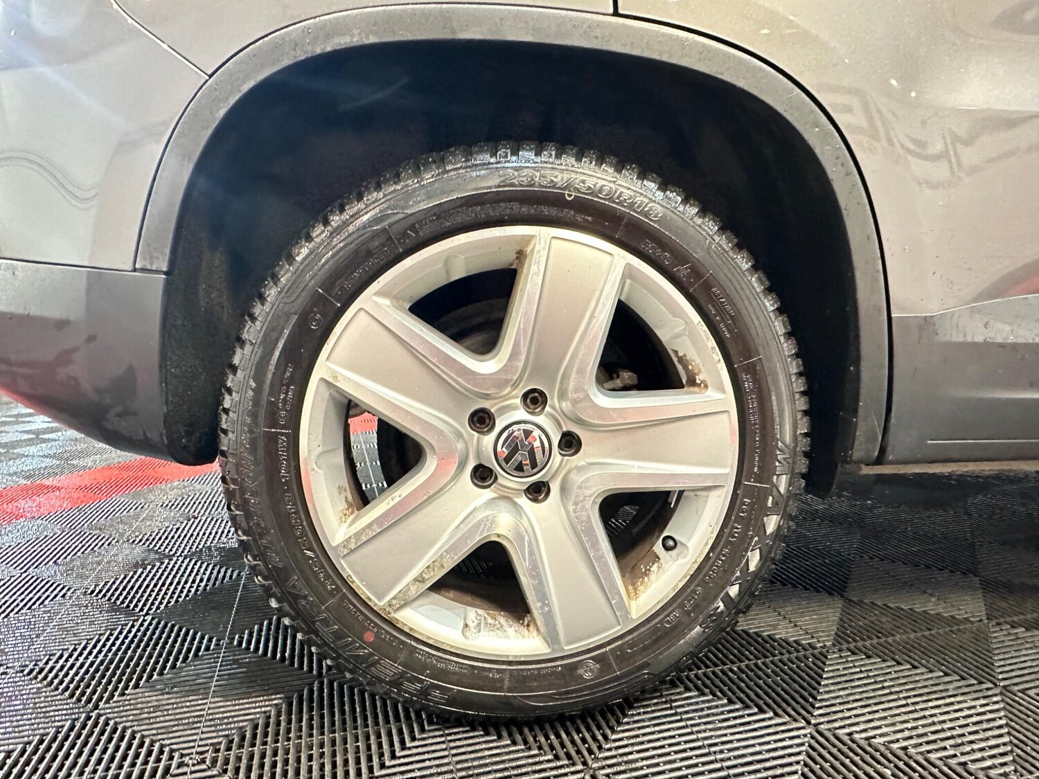 Used Volkswagen Tiguan 2010 for sale - 76942514: Photo 43