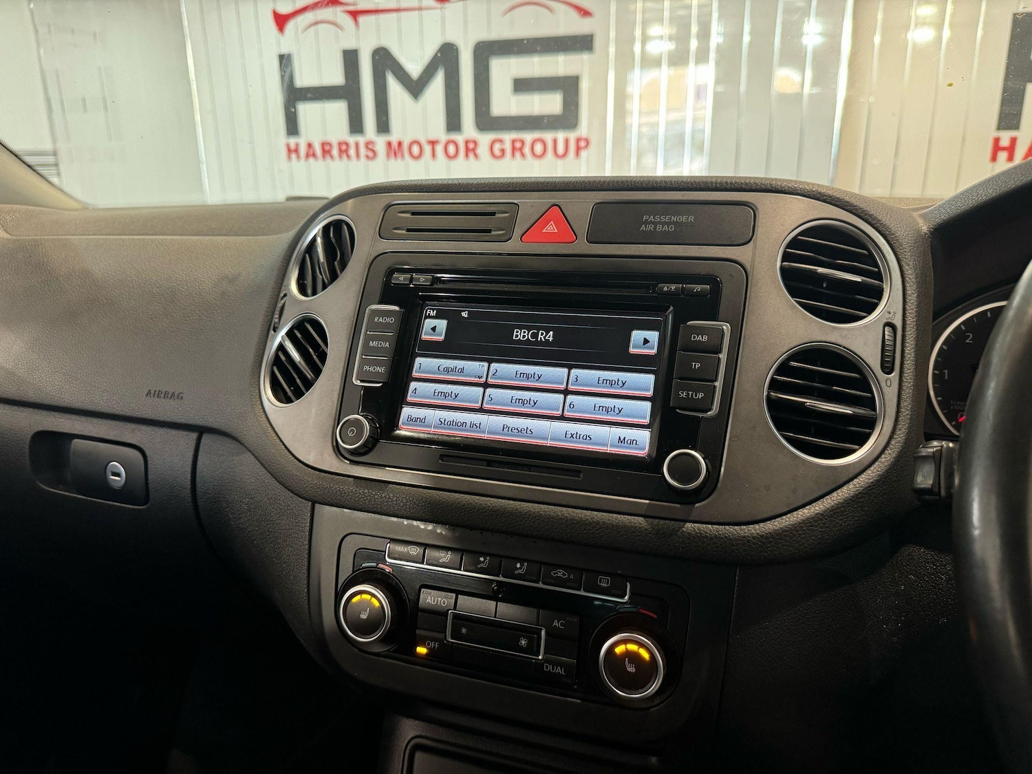 Used Volkswagen Tiguan 2011 for sale - 76457954: Photo 25