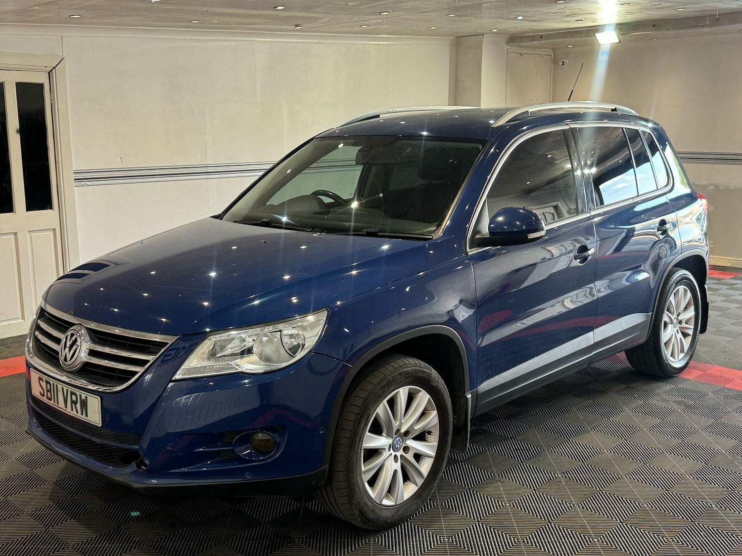 Used Volkswagen Tiguan 2011 for sale - 76457954: Photo 9