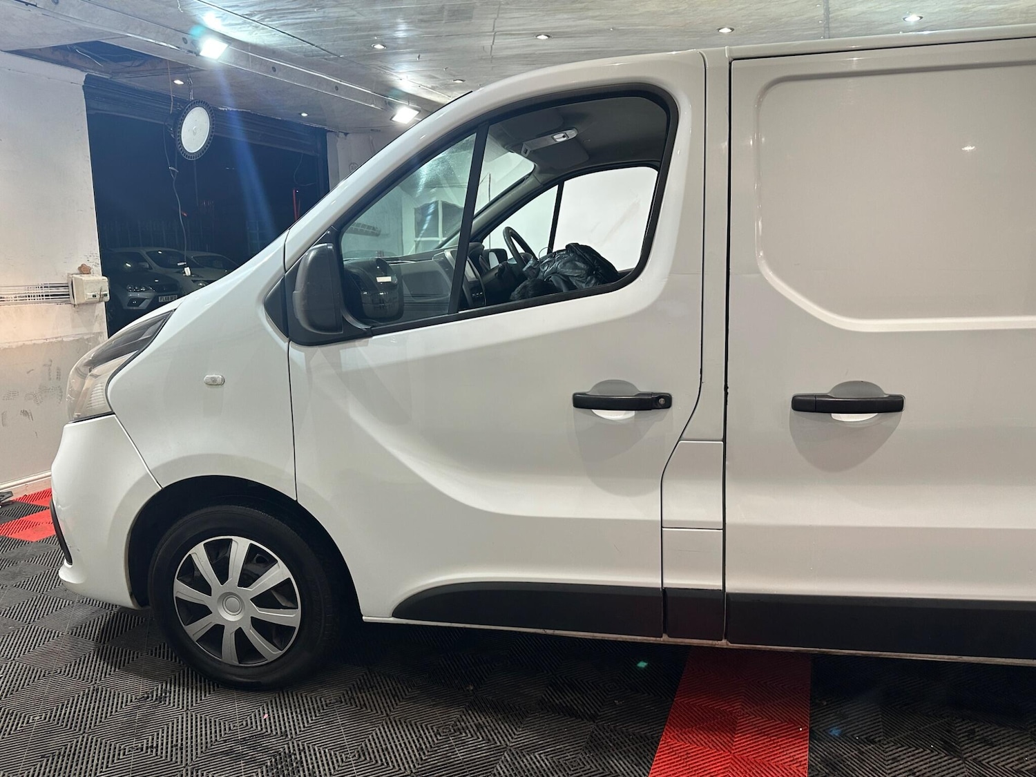 Used Renault Trafic 2016 for sale - 76701556: Photo 18