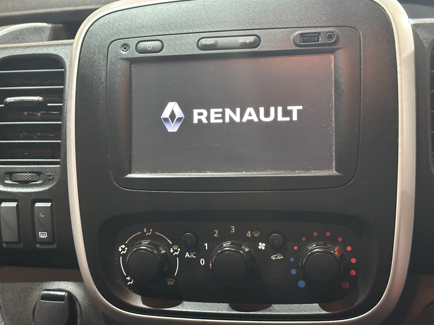 Used Renault Trafic 2016 for sale - 76701556: Photo 29