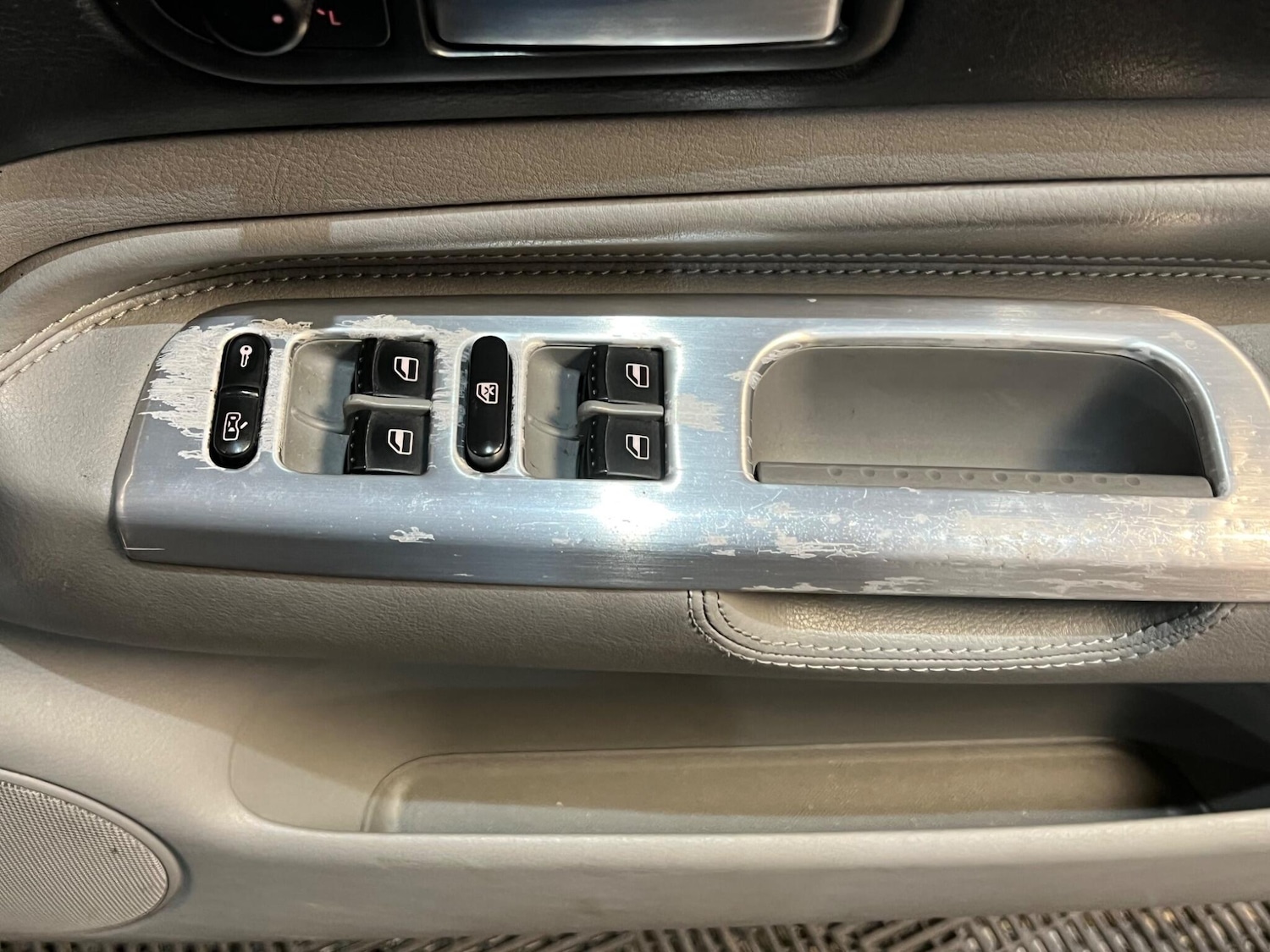 Used Volkswagen Golf 2003 for sale - 76993375: Photo 37