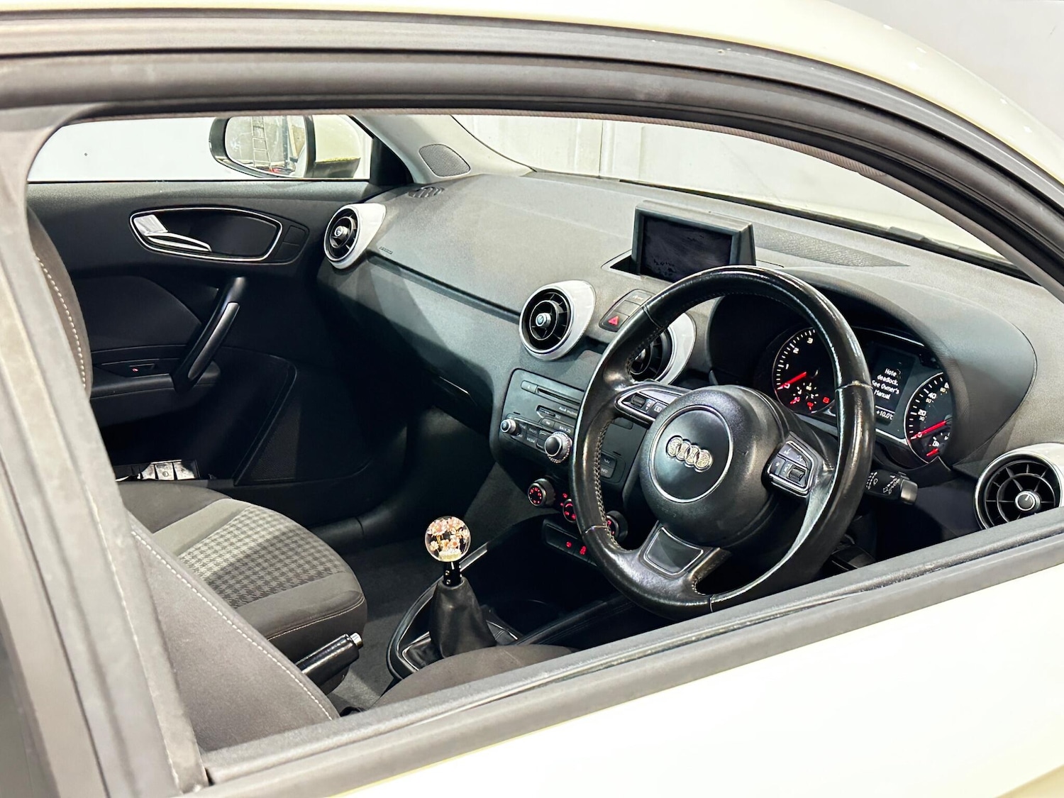 Used Audi A1 for sale - 78148001: Photo 15