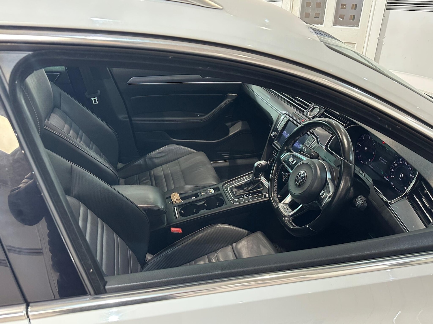 Used Volkswagen Passat 2016 for sale - 76409476: Photo 16