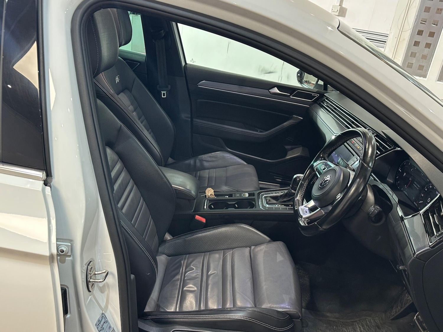 Used Volkswagen Passat 2016 for sale - 76409476: Photo 17