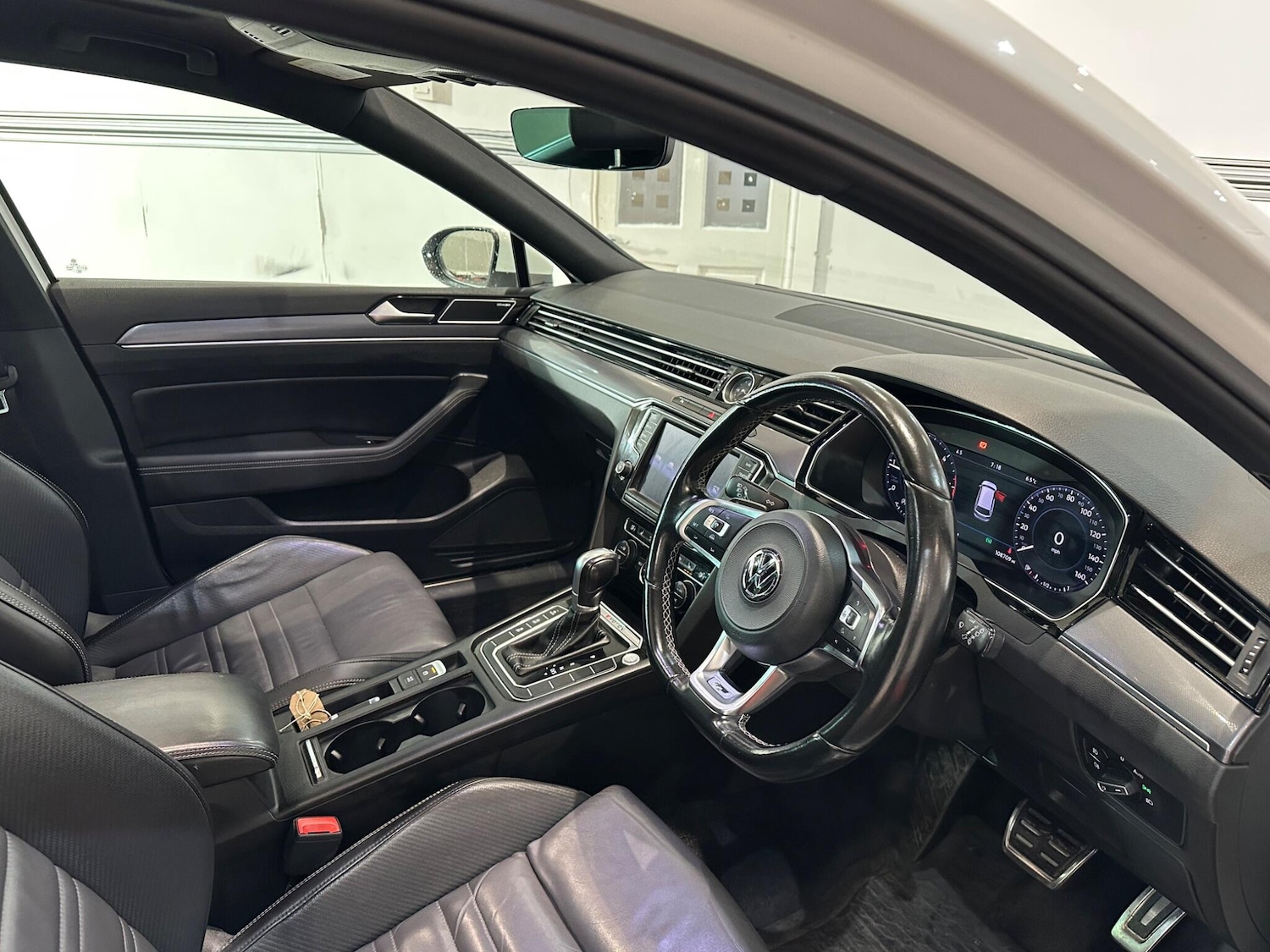 Used Volkswagen Passat 2016 for sale - 76409476: Photo 18