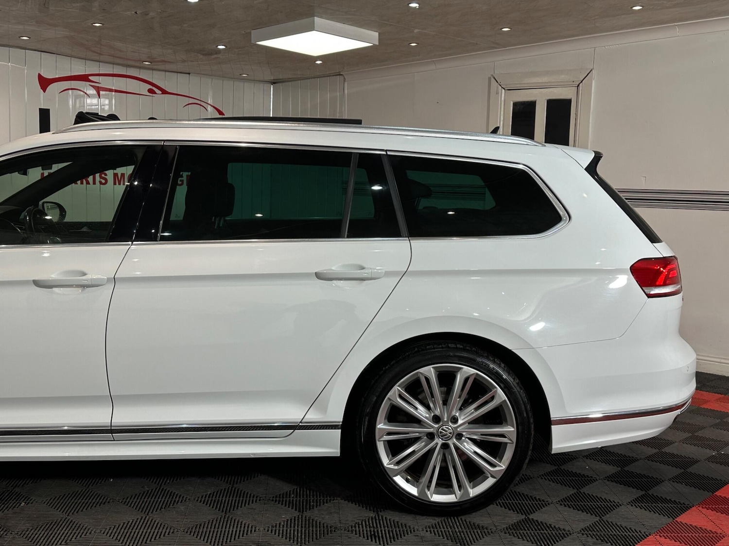 Used Volkswagen Passat 2016 for sale - 76409476: Photo 64