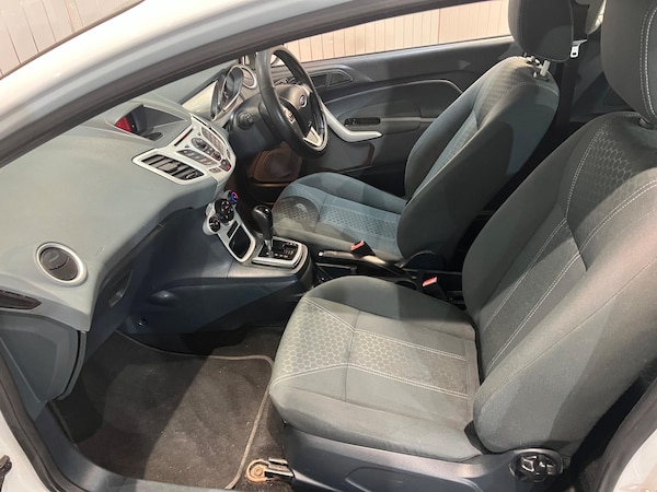 Used Ford Fiesta 2010 for sale - 76189577: Photo 16
