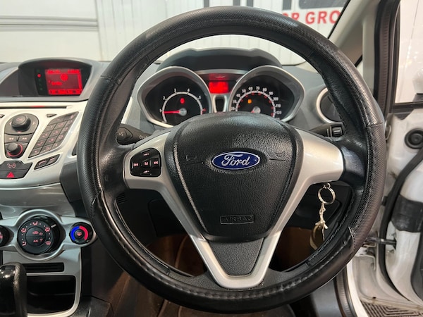 Used Ford Fiesta 2010 for sale - 76189577: Photo 18