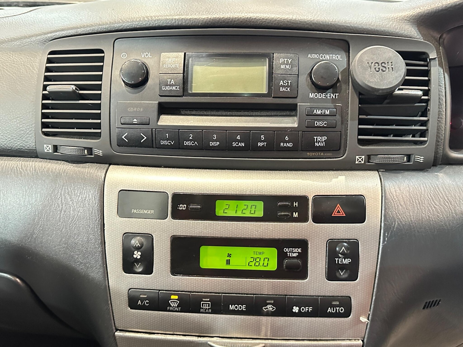 Used Toyota Corolla 2002 for sale - 76855957: Photo 27