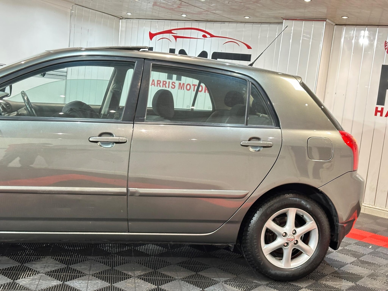 Used Toyota Corolla 2002 for sale - 76855957: Photo 40