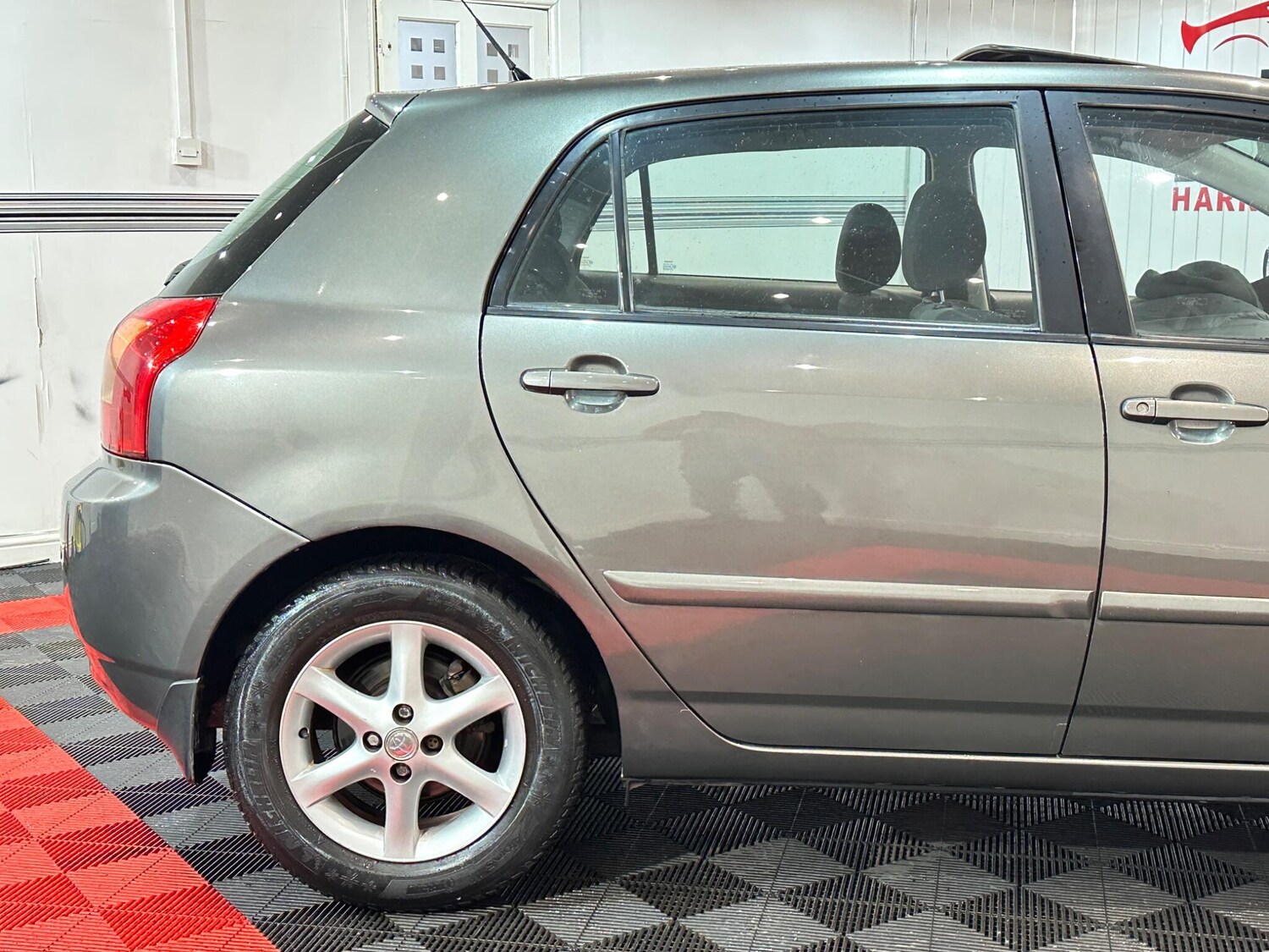 Used Toyota Corolla 2002 for sale - 76855957: Photo 44