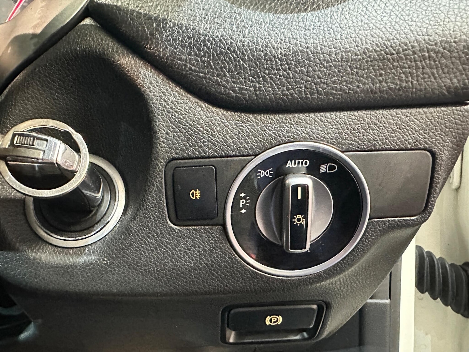 Used Mercedes-Benz CLA 2015 for sale - 77109781: Photo 44