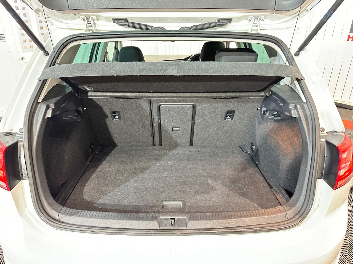 Used Volkswagen Golf 2015 for sale - 77624992: Photo 20