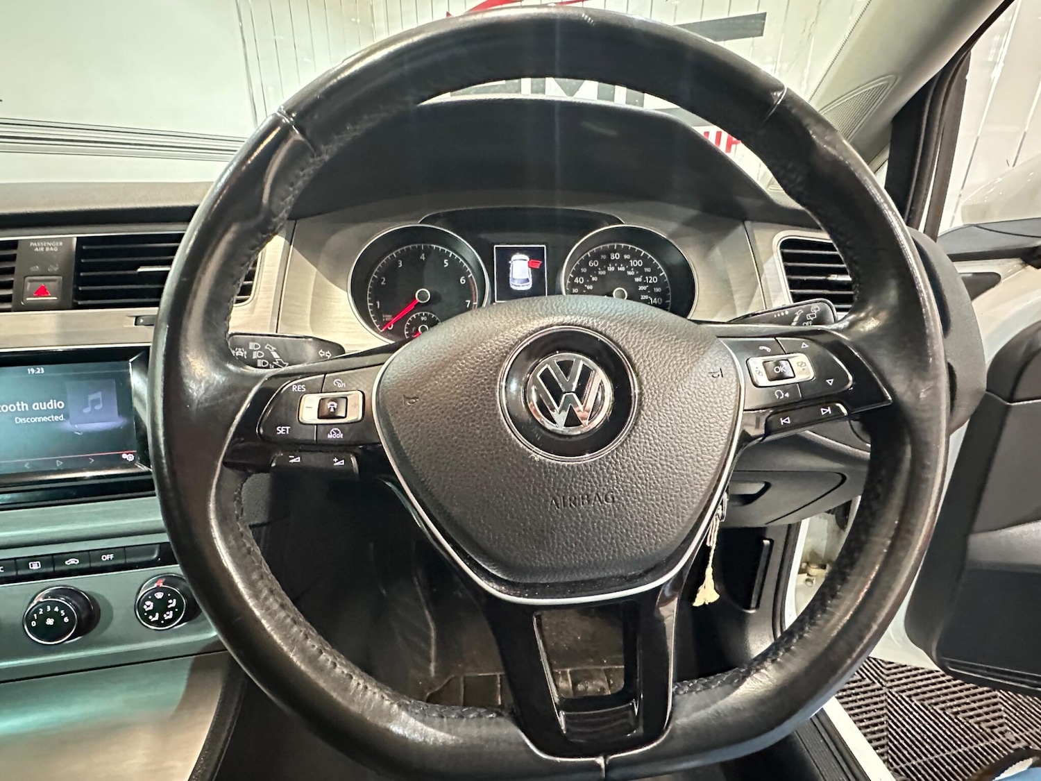 Used Volkswagen Golf 2015 for sale - 77624992: Photo 24