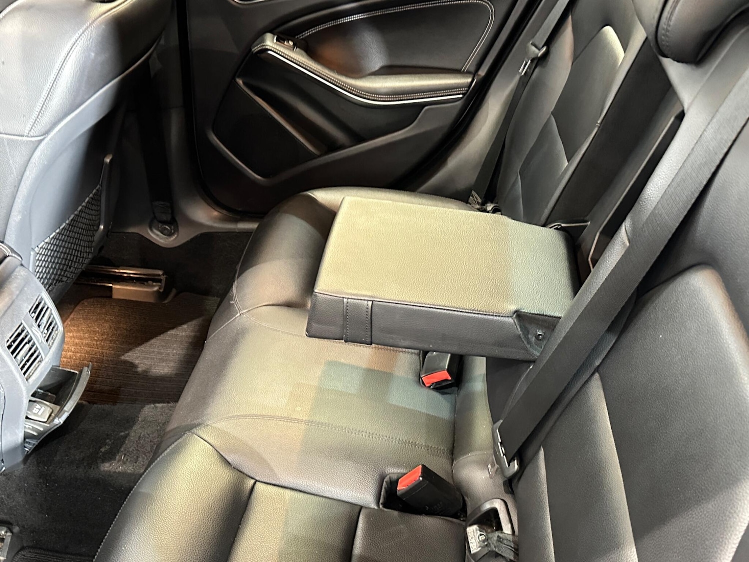 Used Mercedes-Benz GLA 2014 for sale - 76728178: Photo 22