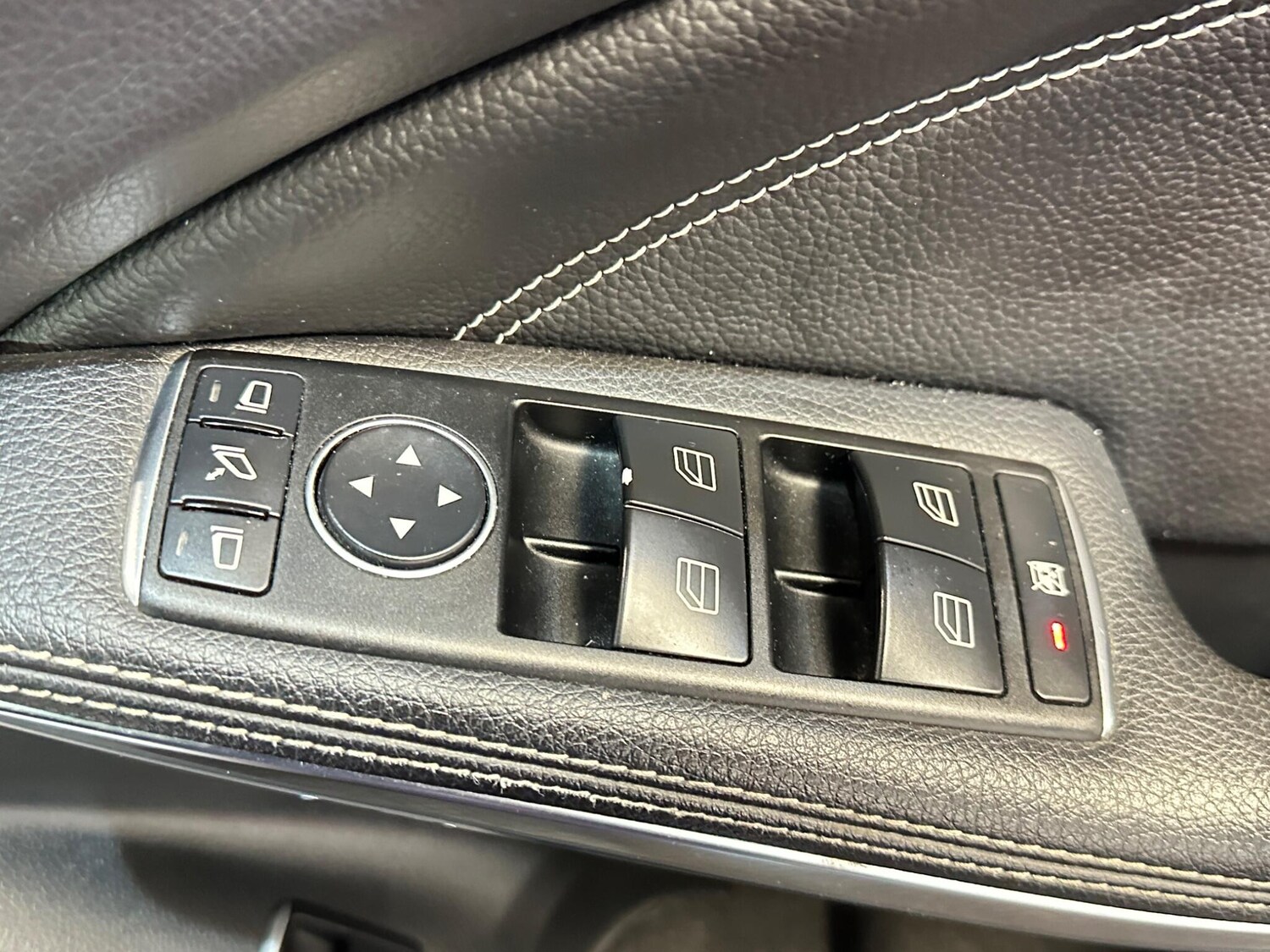 Used Mercedes-Benz GLA 2014 for sale - 76728178: Photo 34