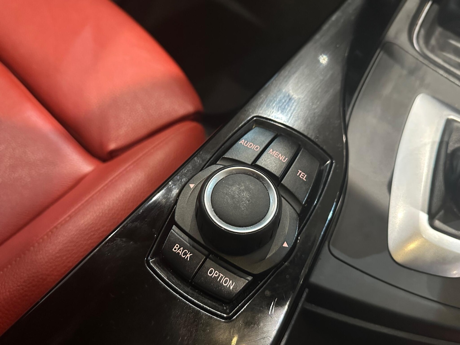 Used BMW 3 Series 2012 for sale - 76688612: Photo 31