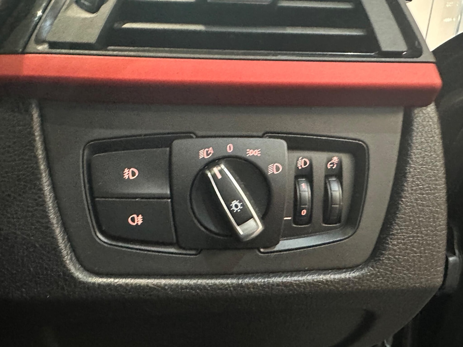 Used BMW 3 Series 2012 for sale - 76688612: Photo 33