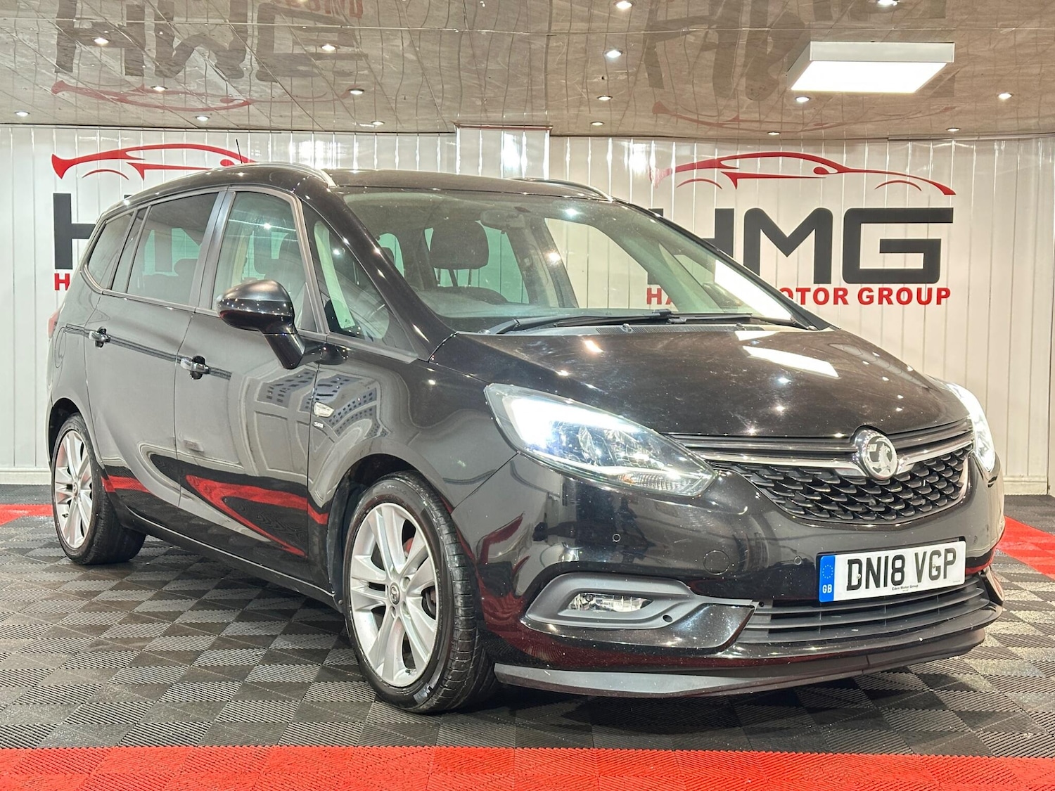Used Vauxhall Zafira 2018 for sale - 77624993: Photo 2