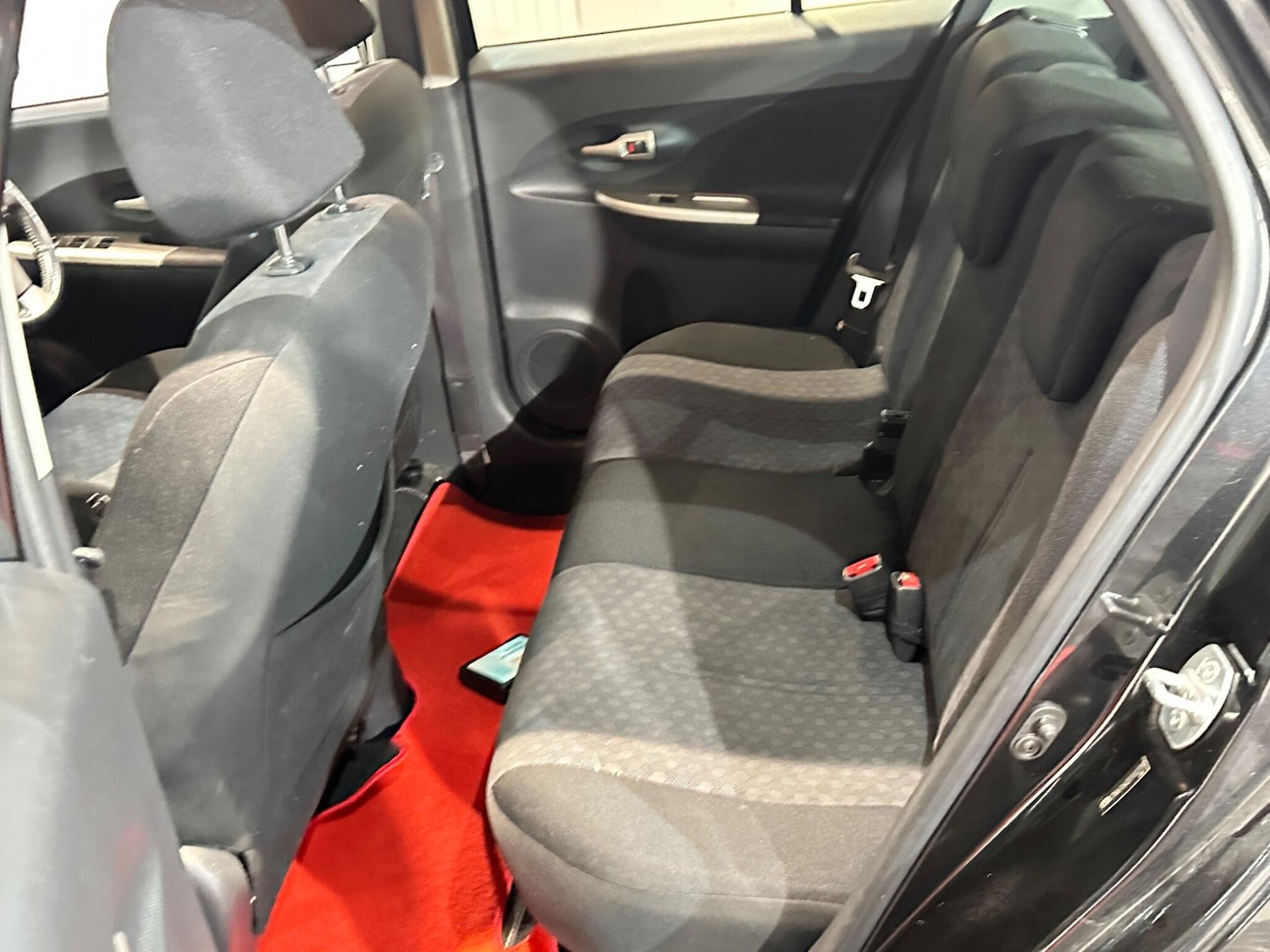 Used Toyota Urbancruiser 2010 for sale - 76942604: Photo 21