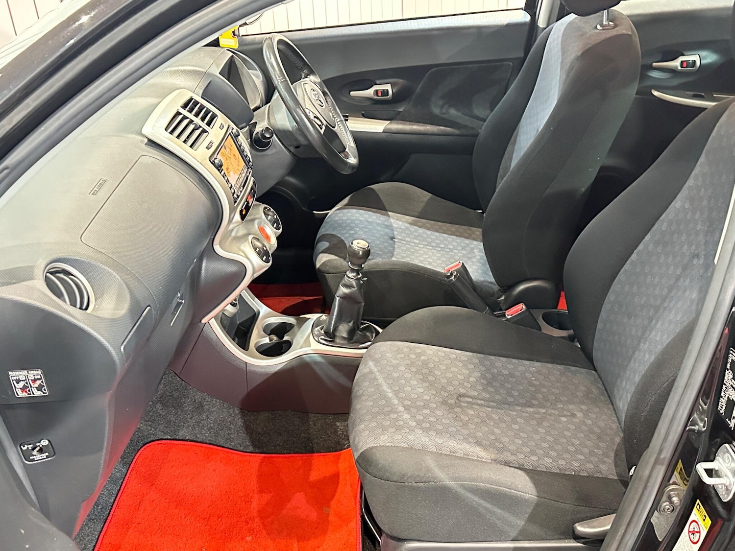 Used Toyota Urbancruiser 2010 for sale - 76942604: Photo 22