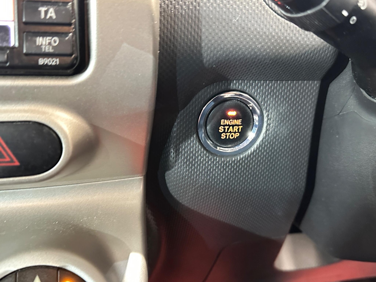 Used Toyota Urbancruiser 2010 for sale - 76942604: Photo 31