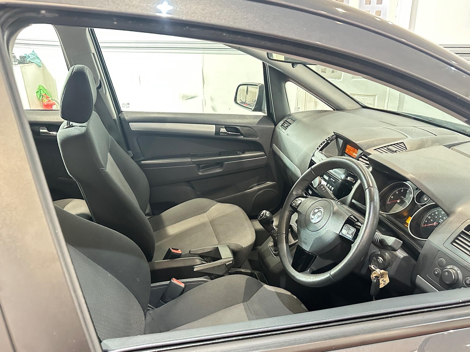 Used Vauxhall Zafira 2013 for sale - 76585181: Photo 17