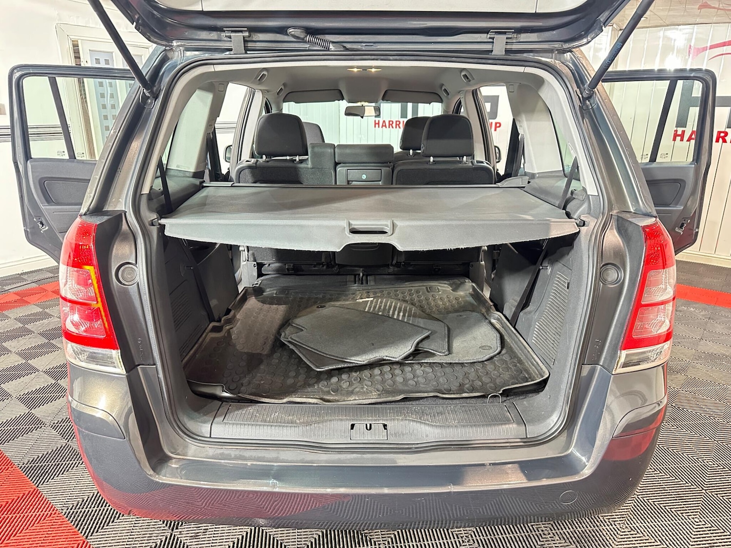 Used Vauxhall Zafira 2013 for sale - 76585181: Photo 23