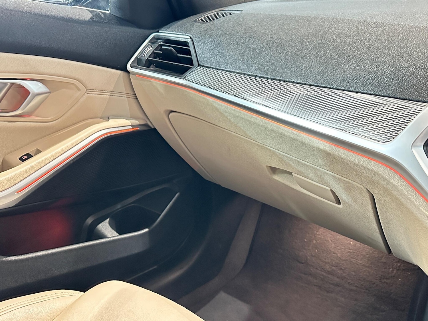 Used BMW 3 Series 2020 for sale - 76585562: Photo 42