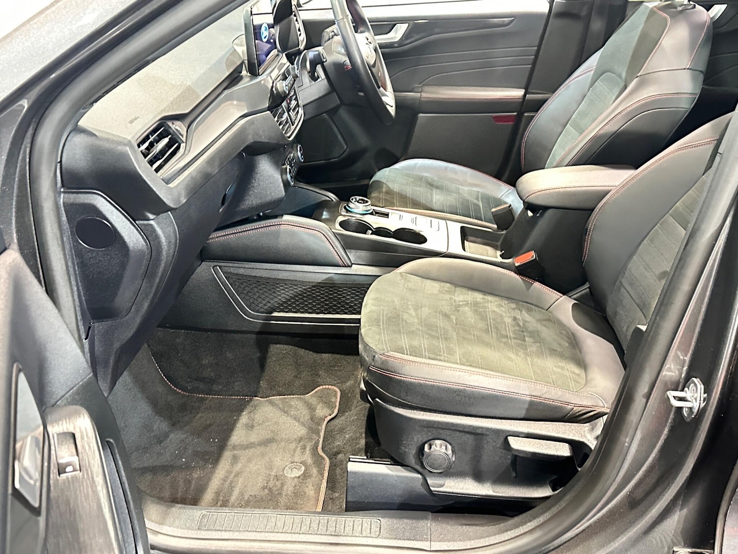 Used Ford Kuga 2021 for sale - 77908428: Photo 25