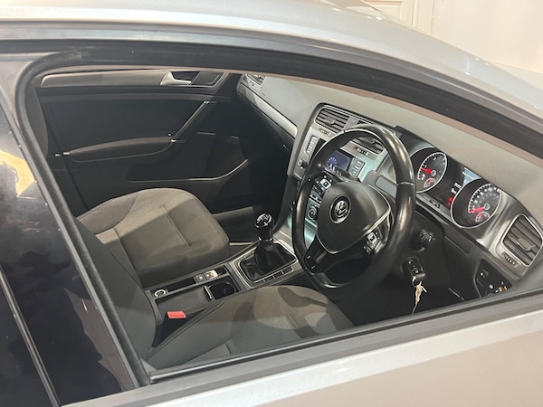 Used Volkswagen Golf 2013 for sale - 76226681: Photo 11