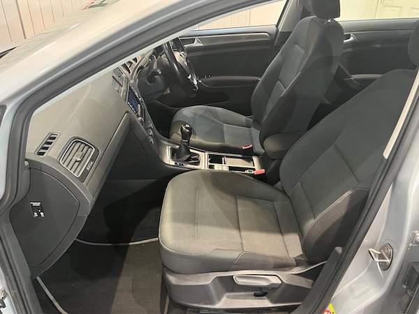 Used Volkswagen Golf 2013 for sale - 76226681: Photo 16