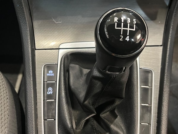 Used Volkswagen Golf 2013 for sale - 76226681: Photo 24