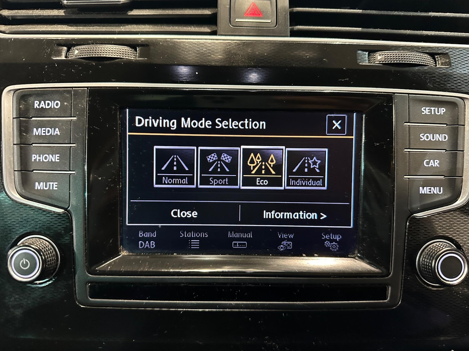 Used Volkswagen Golf 2015 for sale - 76446770: Photo 26