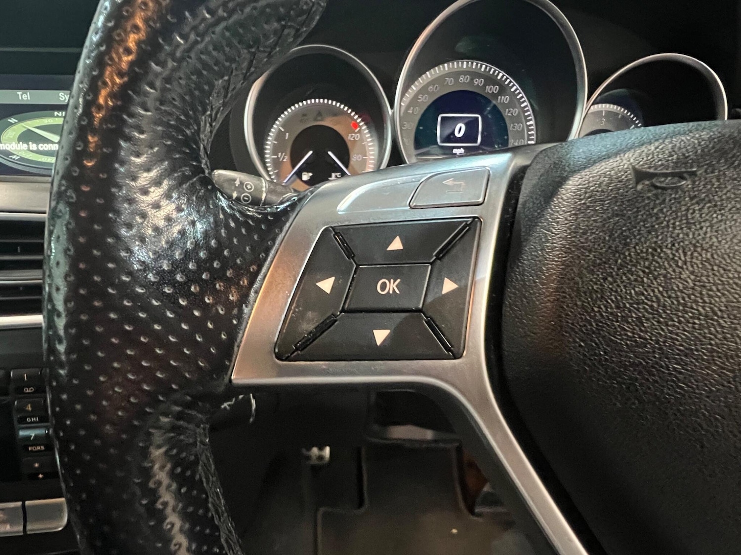 Used Mercedes-Benz C Class 2011 for sale - 76432025: Photo 34