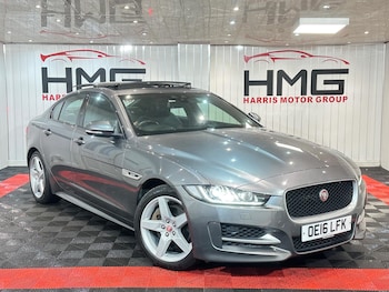 Used Jaguar XE 2016 for sale - 79532760: Photo