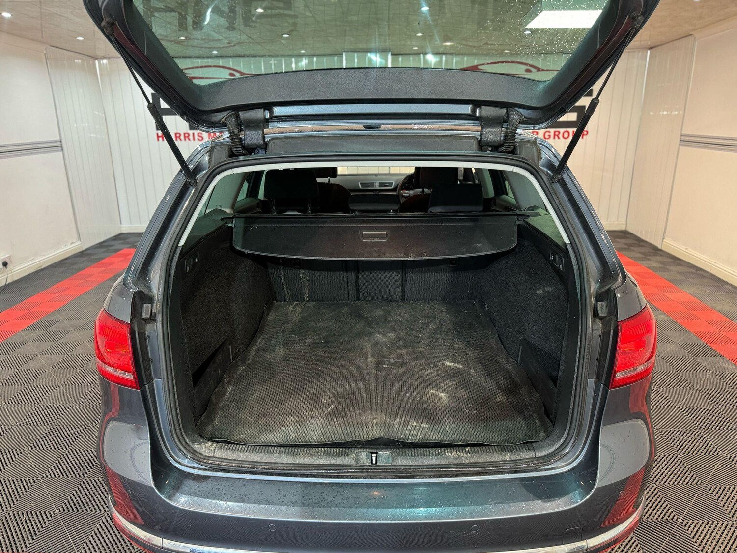Vehicle 29