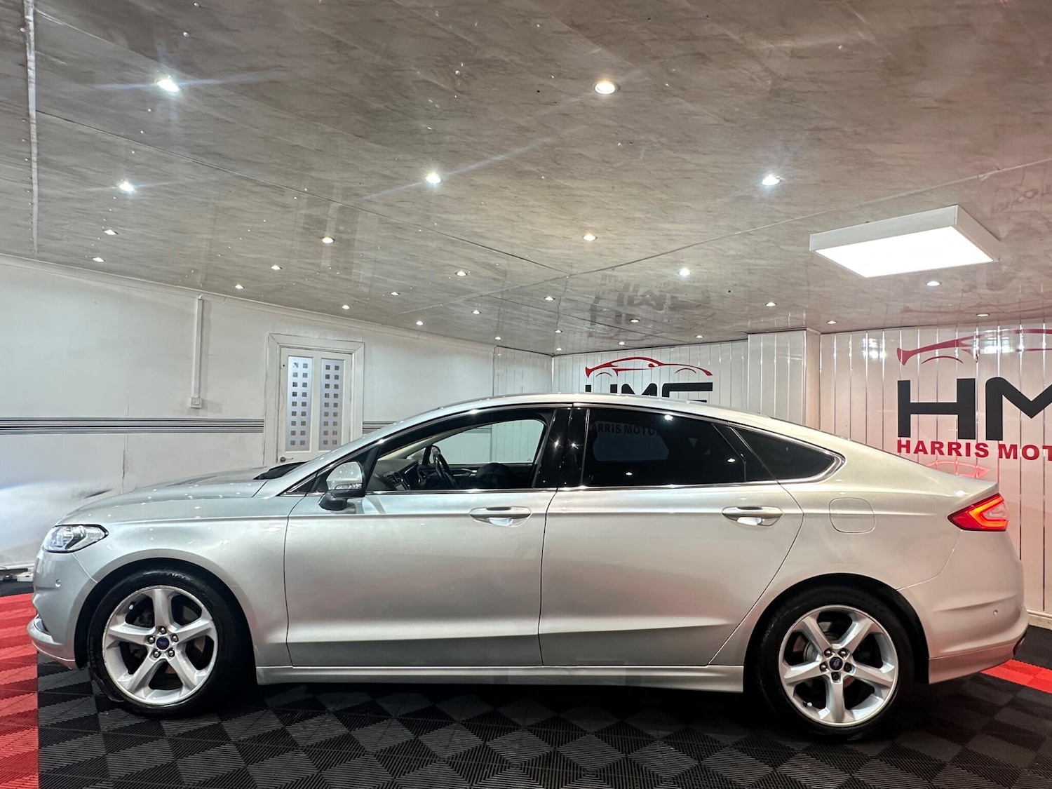 Used Ford Mondeo 2017 for sale - 76942467: Photo 11