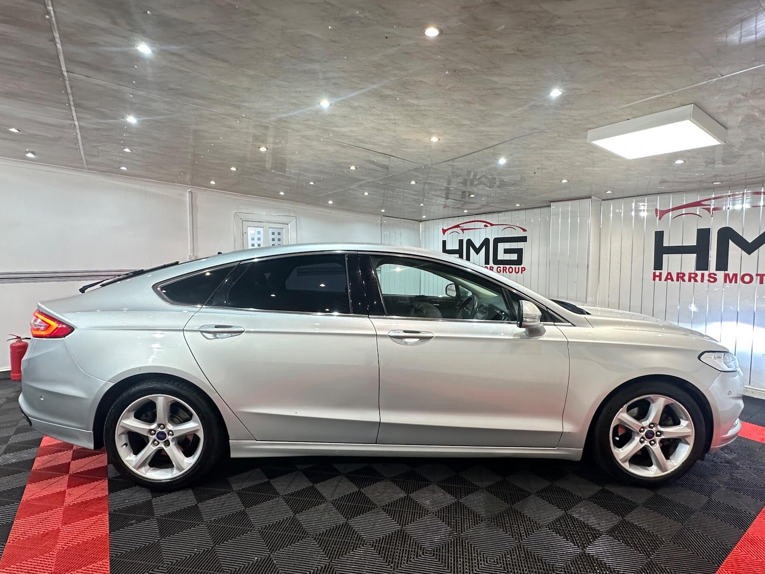 Used Ford Mondeo 2017 for sale - 76942467: Photo 15