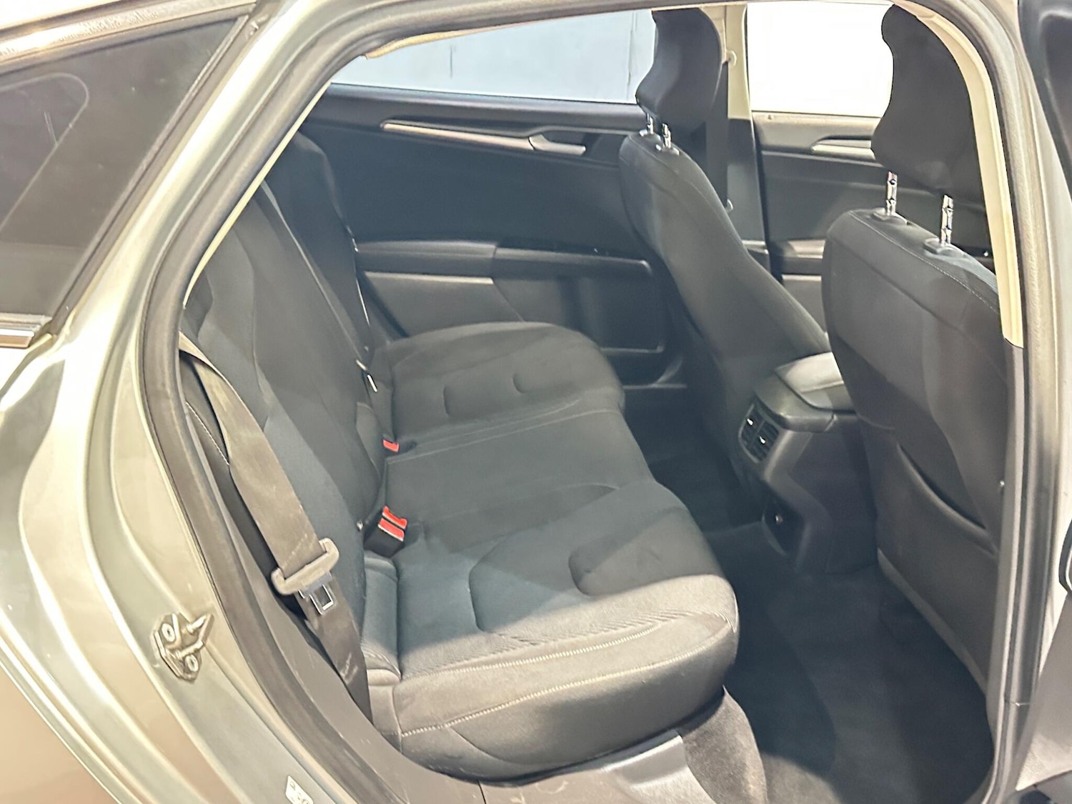 Used Ford Mondeo 2017 for sale - 76942467: Photo 20