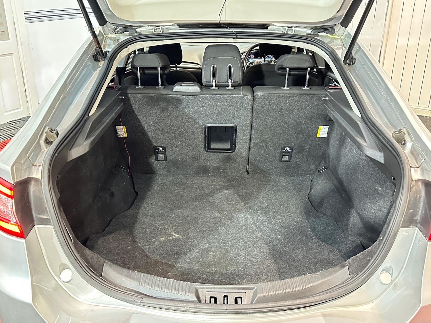 Used Ford Mondeo 2017 for sale - 76942467: Photo 21