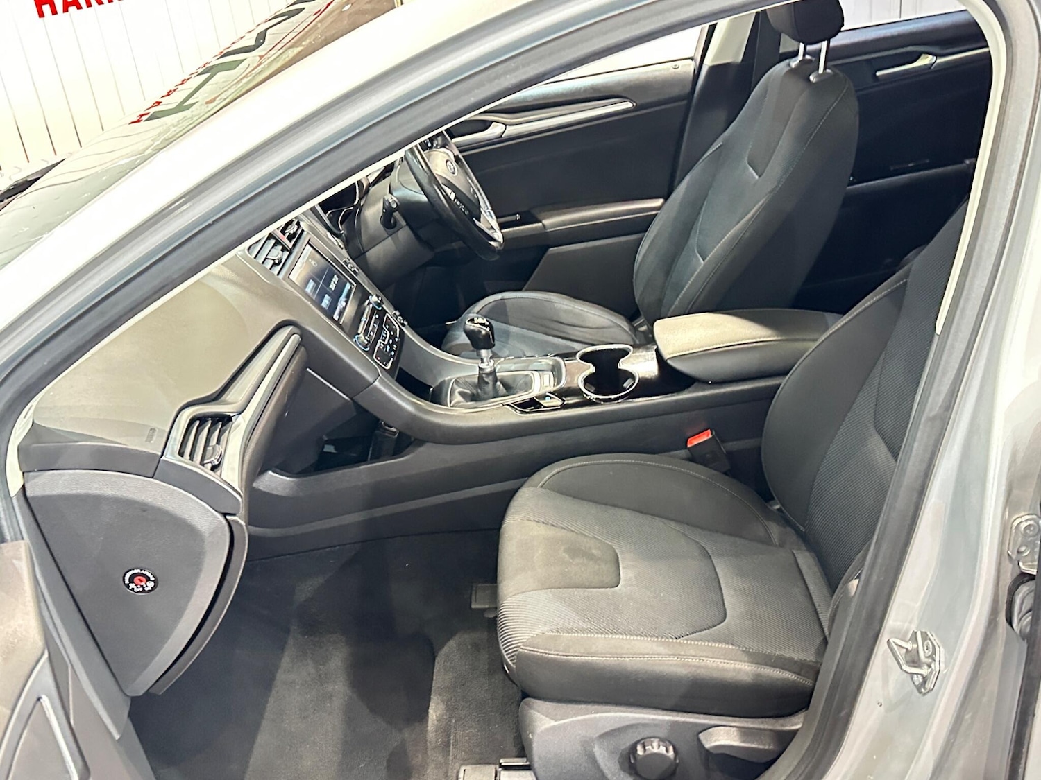 Used Ford Mondeo 2017 for sale - 76942467: Photo 23